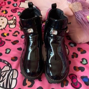 Black girls boots size 3
